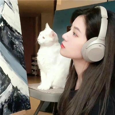 迫在眉梢