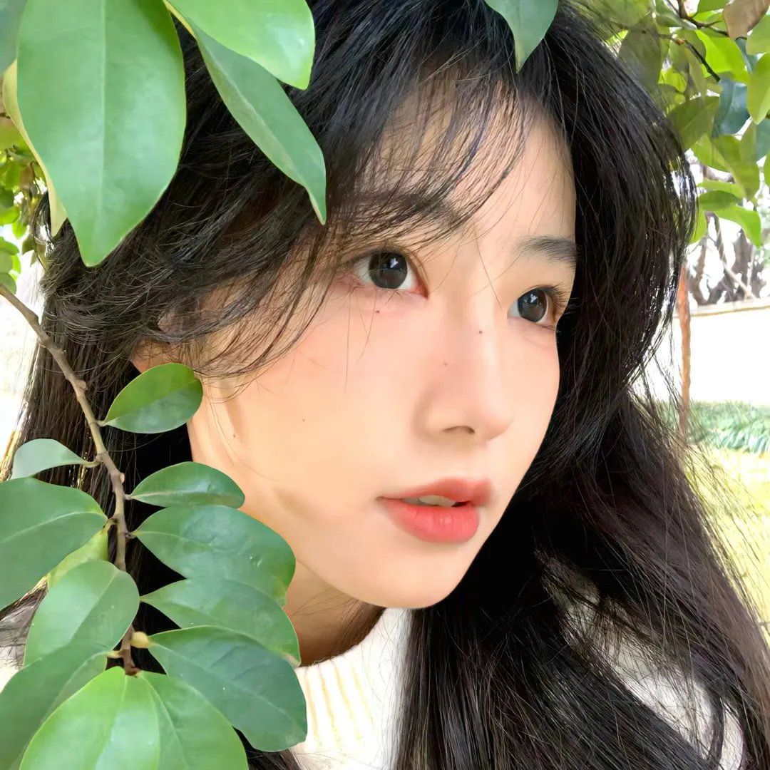 钱信伊:地下酒吧